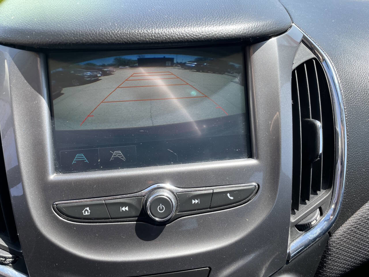 Used 2016 Chevrolet Cruze LT FWD image 24