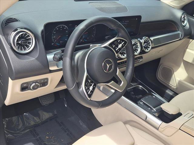 Used 2023 Mercedes-Benz GLB 250 image 10