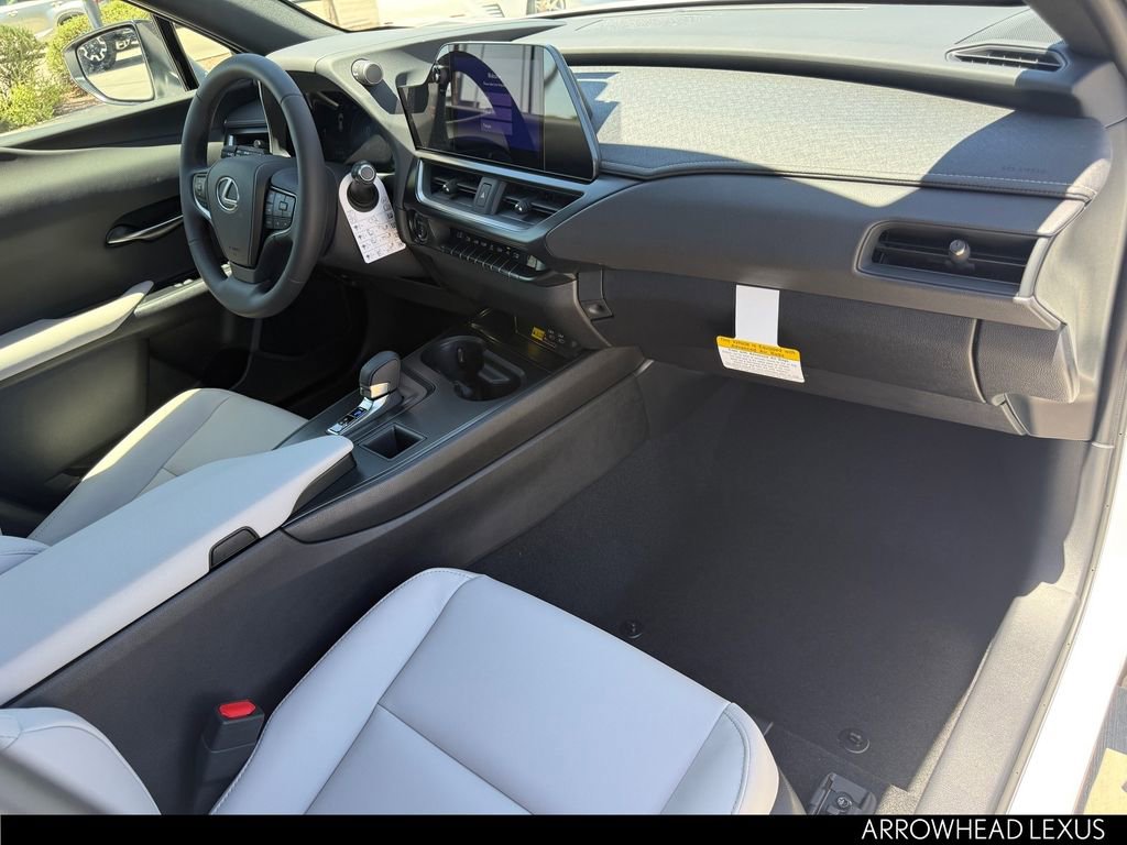 New 2026 Lexus UX 300h FWD image 31