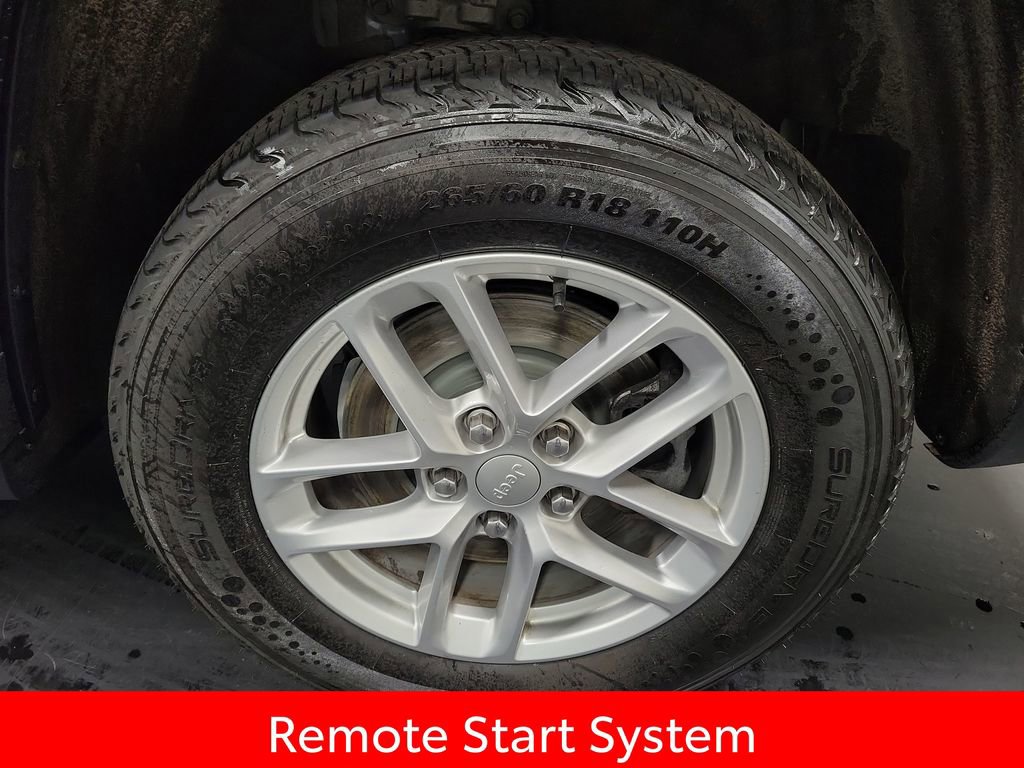 Used 2021 Jeep Grand Cherokee L Laredo w/ Luxury Tech Group I image 10