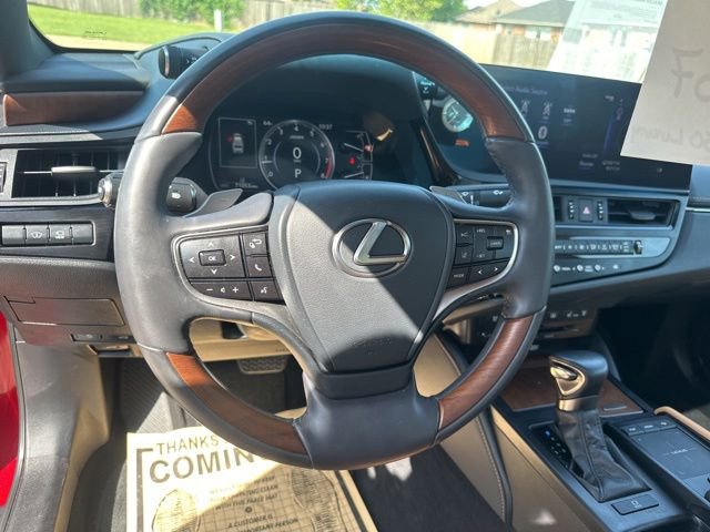 Used 2022 Lexus ES 350 Ultra Luxury w/ Accessory Package 2 FWD image 14