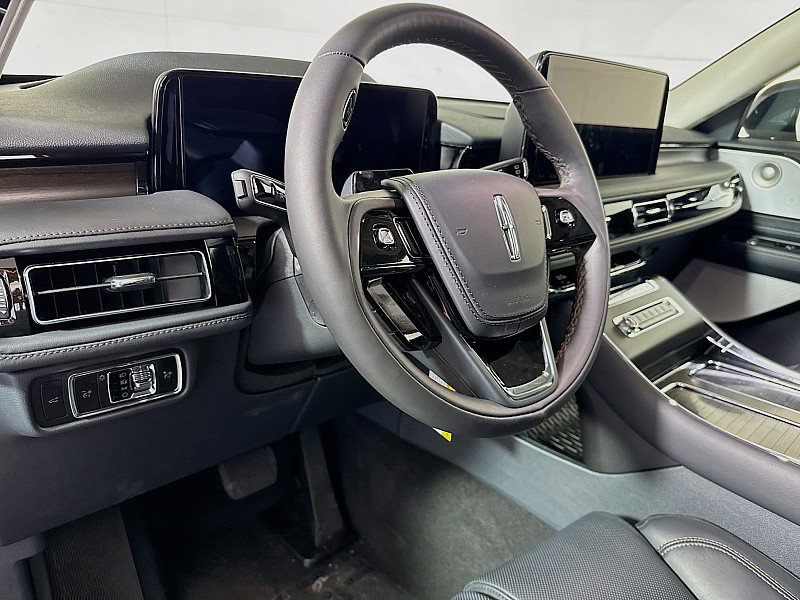 New 2025 Lincoln Aviator Reserve w/ Equipment Group 201A AWD/4WD image 9