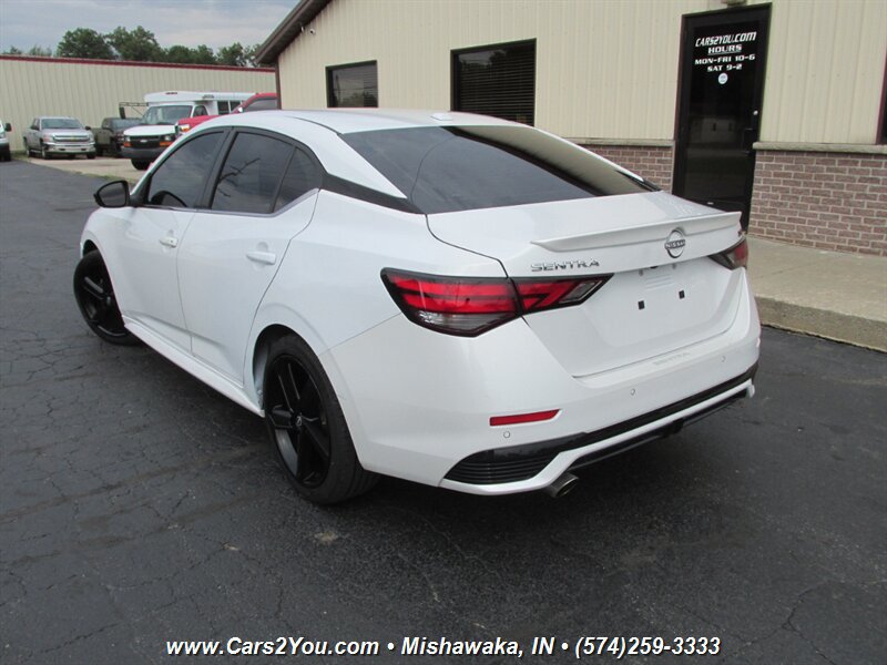 Used 2024 Nissan Sentra SR FWD image 5