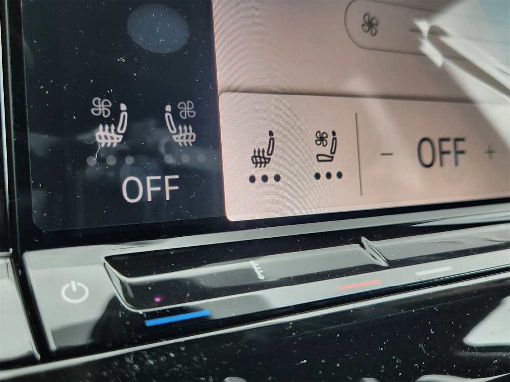 New 2025 Volkswagen Atlas SE image 20