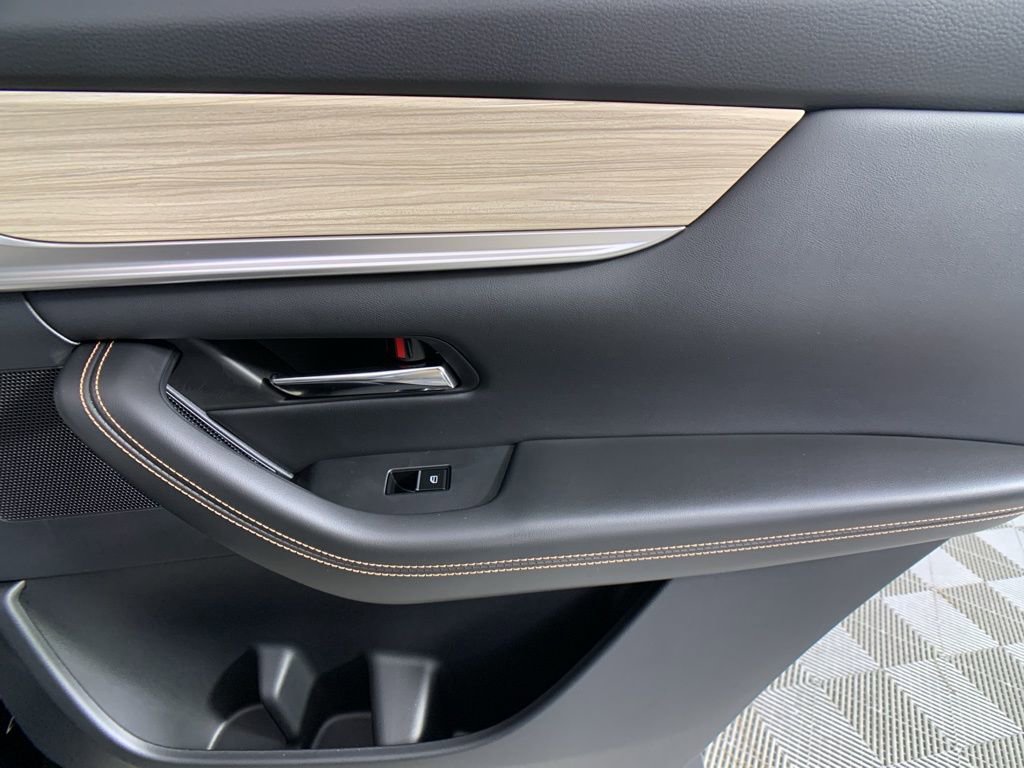 New 2025 MAZDA CX-90 Plug-In Hybrid w/ Preferred image 27