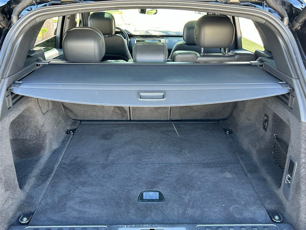 Used 2025 Land Rover Range Rover Sport SE image 47