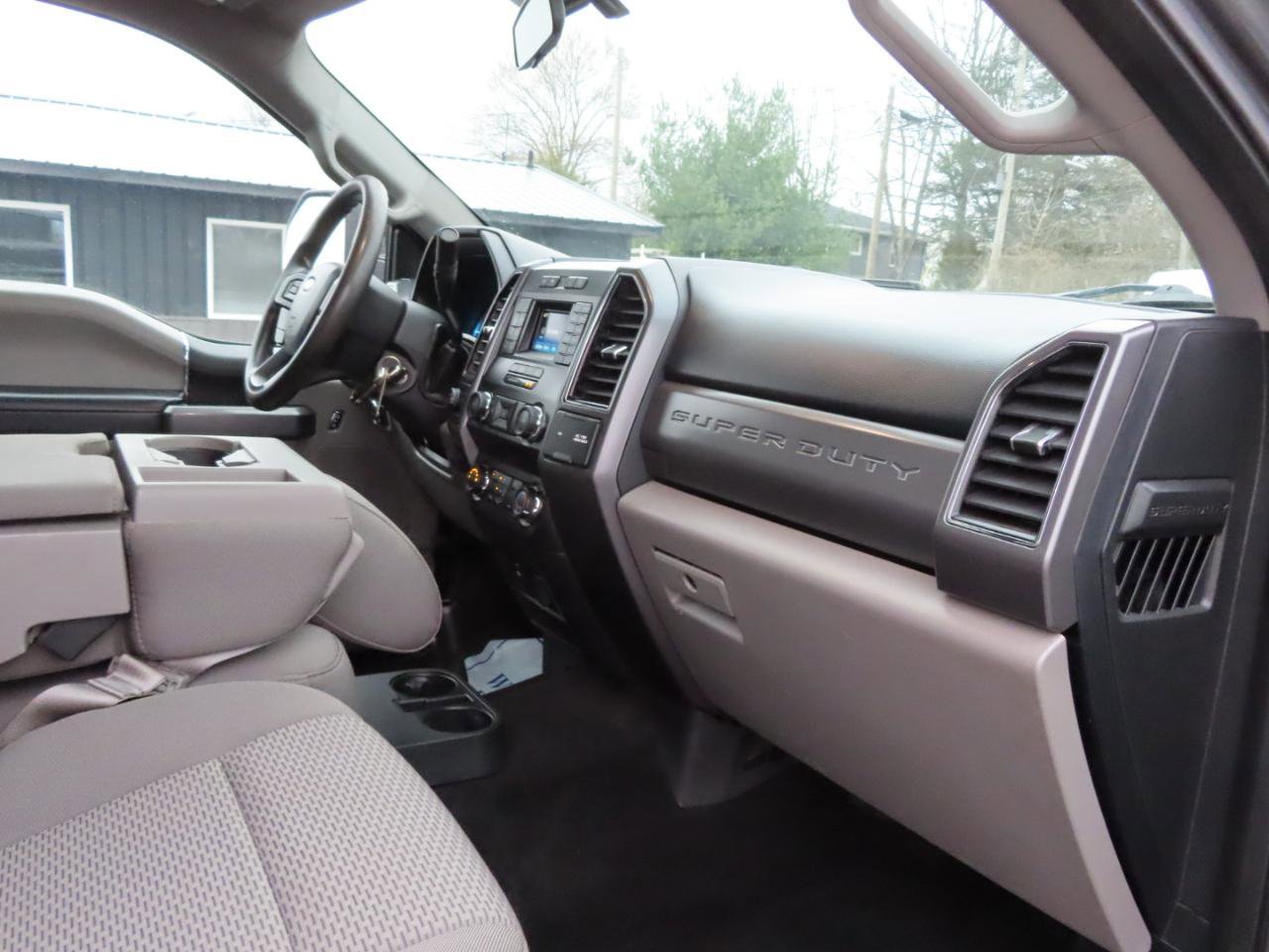 Used 2019 Ford F250 XLT w/ XLT Value Package image 48