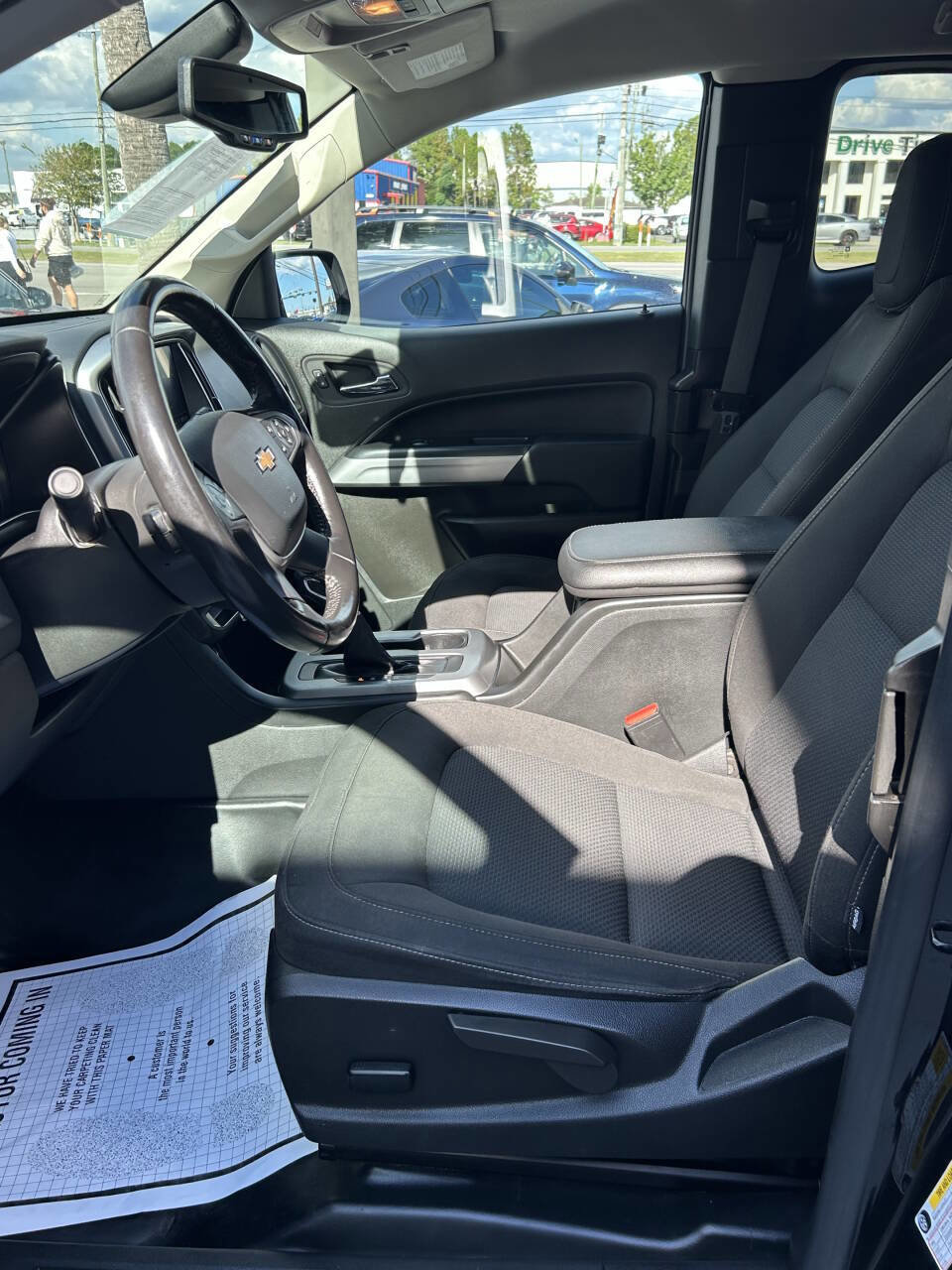 Used 2022 Chevrolet Colorado LT w/ Fleet Safety Package image 15