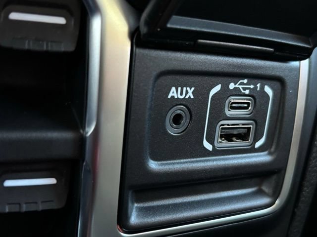New 2026 Jeep Gladiator Mojave w/ Technology Group AWD/4WD image 41
