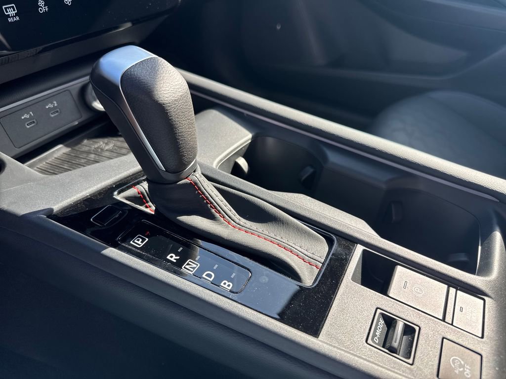 New 2026 Nissan Sentra SR w/ SR Premium Package image 25