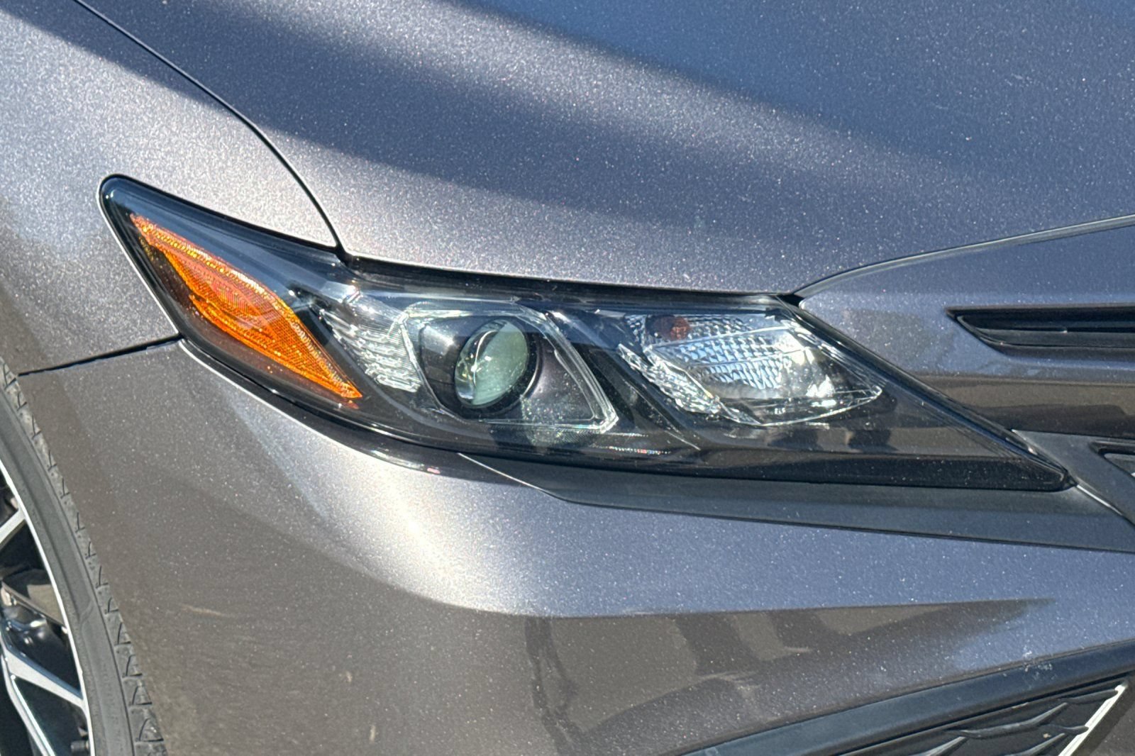 Used 2021 Toyota Camry SE w/ Cold Weather Package FWD image 46