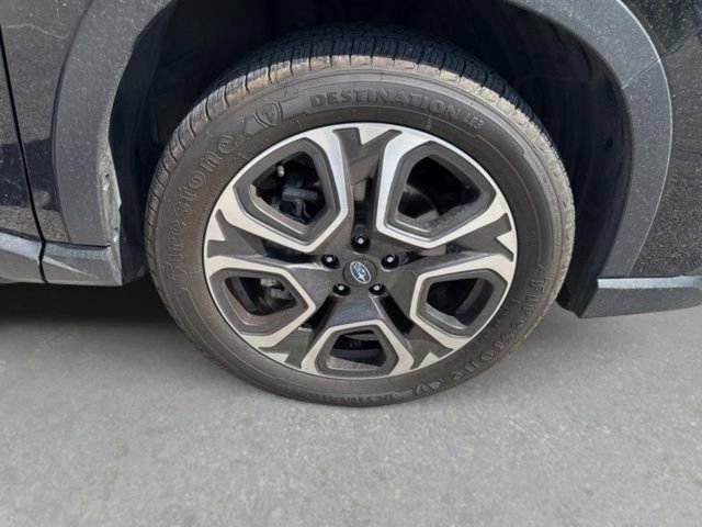 Used 2023 Subaru Ascent Limited image 8