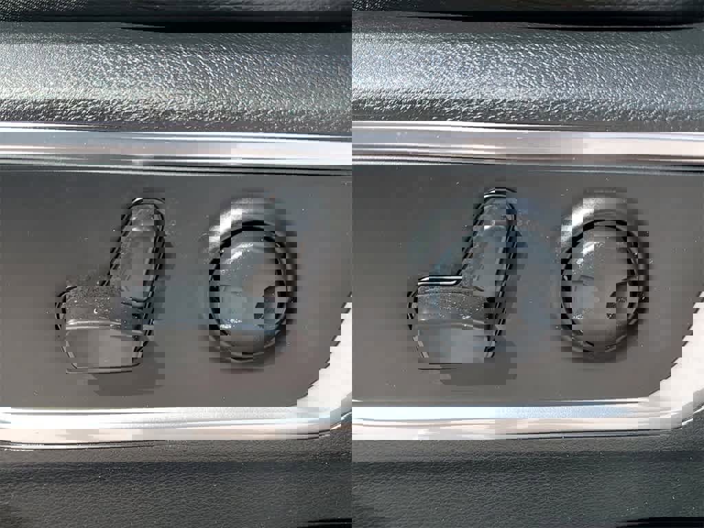 Used 2024 RAM 1500 Laramie image 20