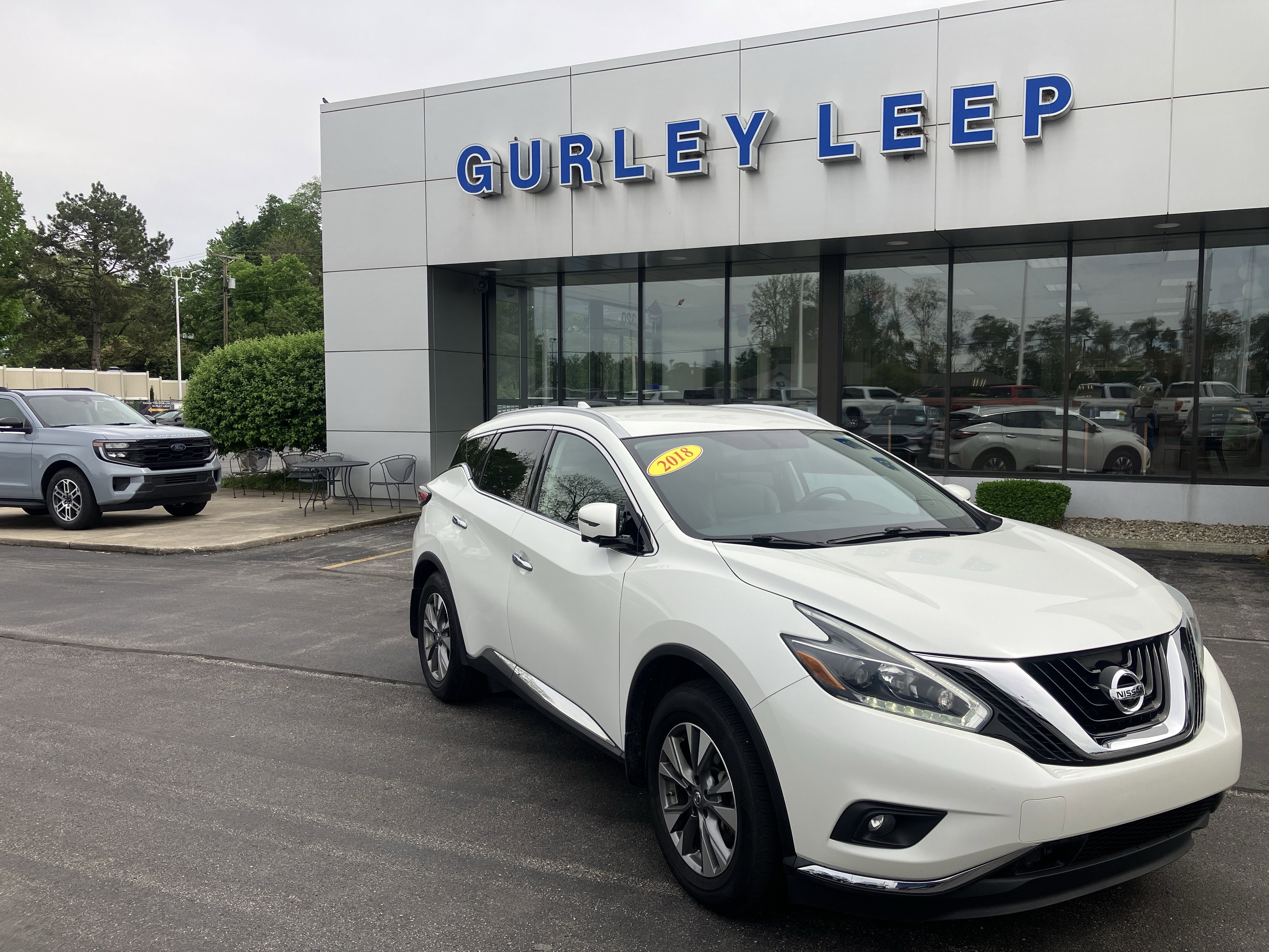Used 2018 Nissan Murano SL w/ Cargo Package AWD/4WD image 2