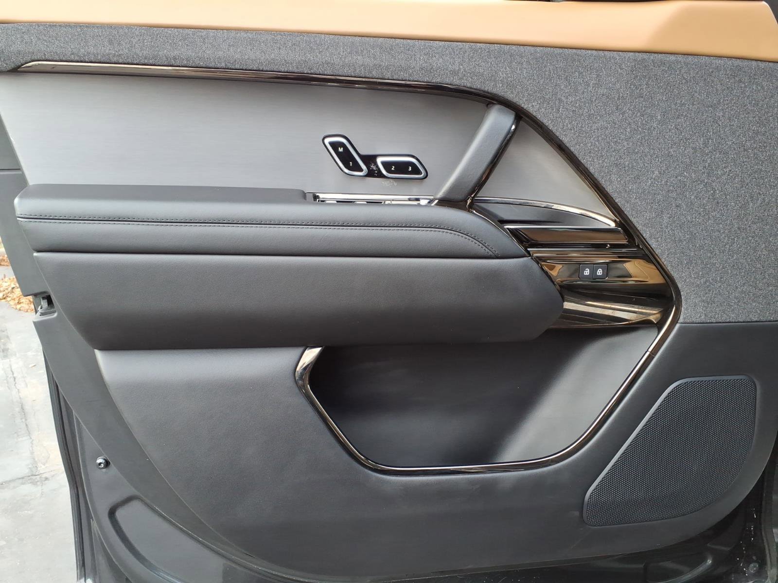 Used 2023 Land Rover Range Rover Sport SE Dynamic AWD/4WD image 10