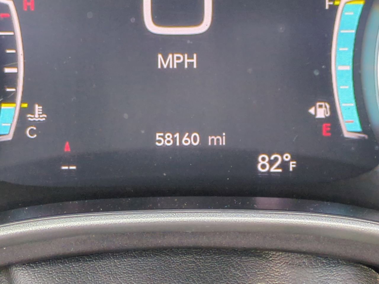 Used 2024 Chrysler Pacifica Touring-L image 12
