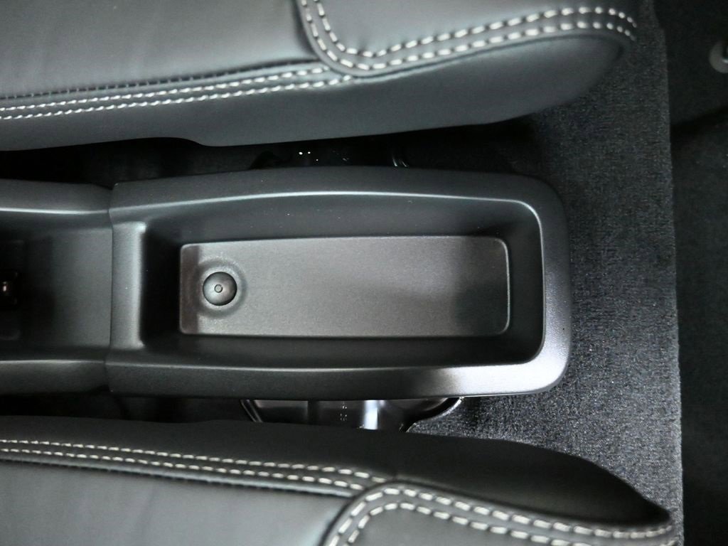 New 2026 Volvo XC90 B6 Ultra w/ Lounge Package image 19