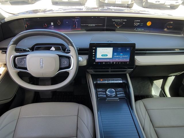 Used 2024 Lincoln Nautilus Premier w/ Equipment Group 102A image 9