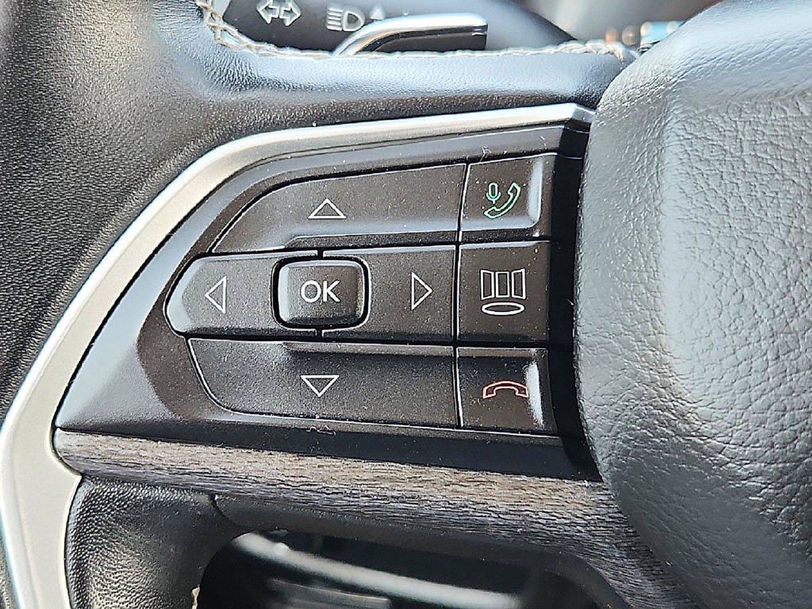 Used 2021 Jeep Grand Cherokee L Limited w/ Luxury Tech Group II AWD/4WD image 25
