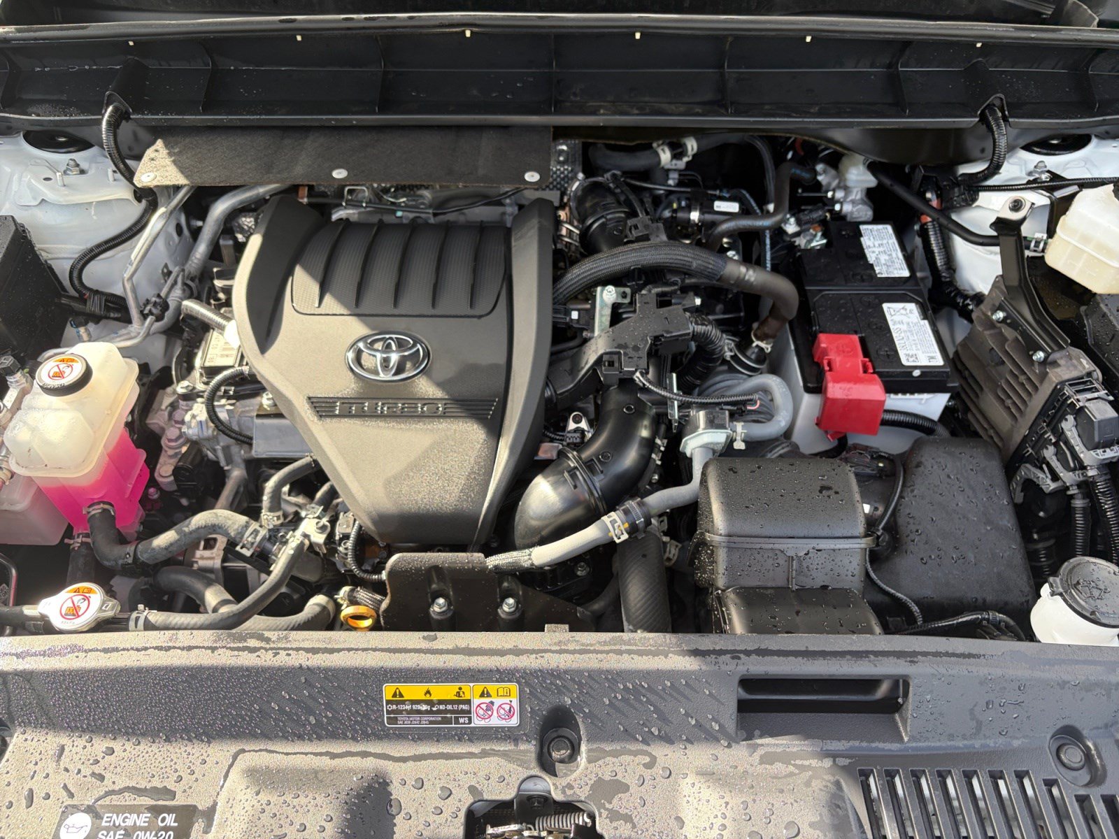 Used 2026 Toyota Highlander XLE AWD/4WD image 32