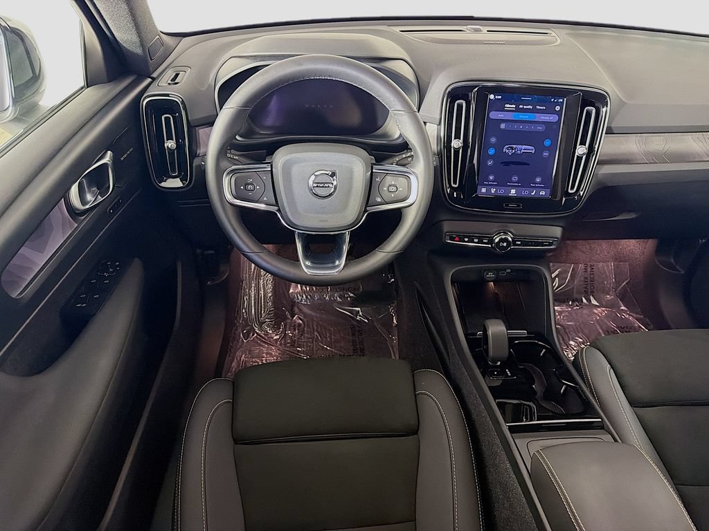 Used 2023 Volvo XC40 Recharge Ultimate w/ Protection Package Premier AWD/4WD image 24