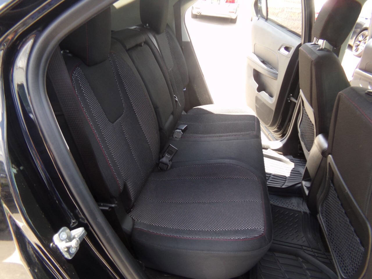 Used 2017 Chevrolet Equinox LT w/ Convenience Package image 20