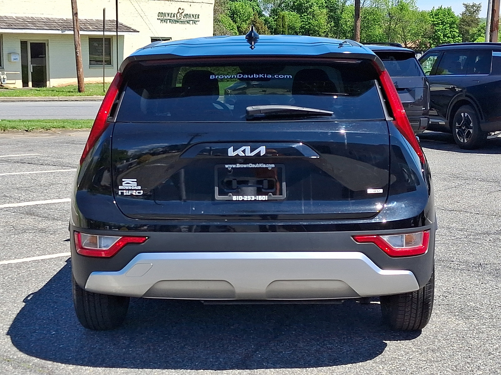 Used 2023 Kia Niro LX FWD image 5
