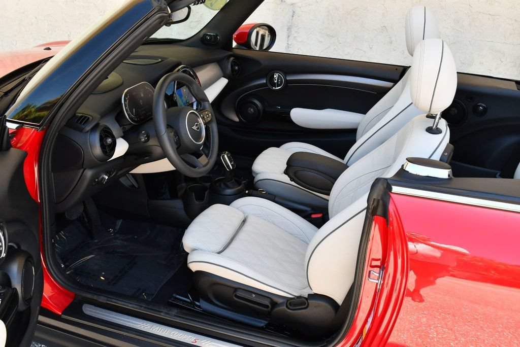 Used 2024 MINI Cooper S FWD image 58