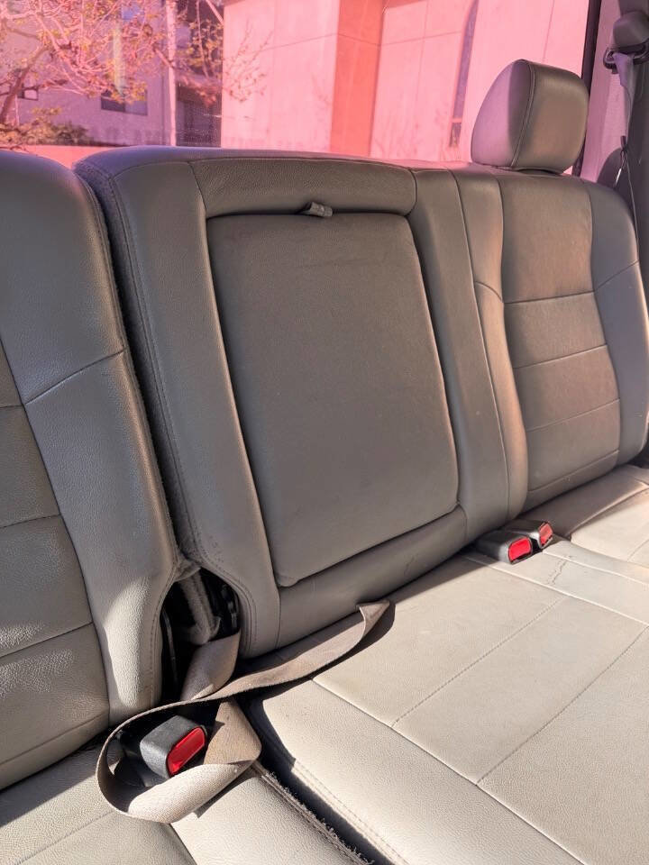 Used 2005 Ford F250 XLT image 20