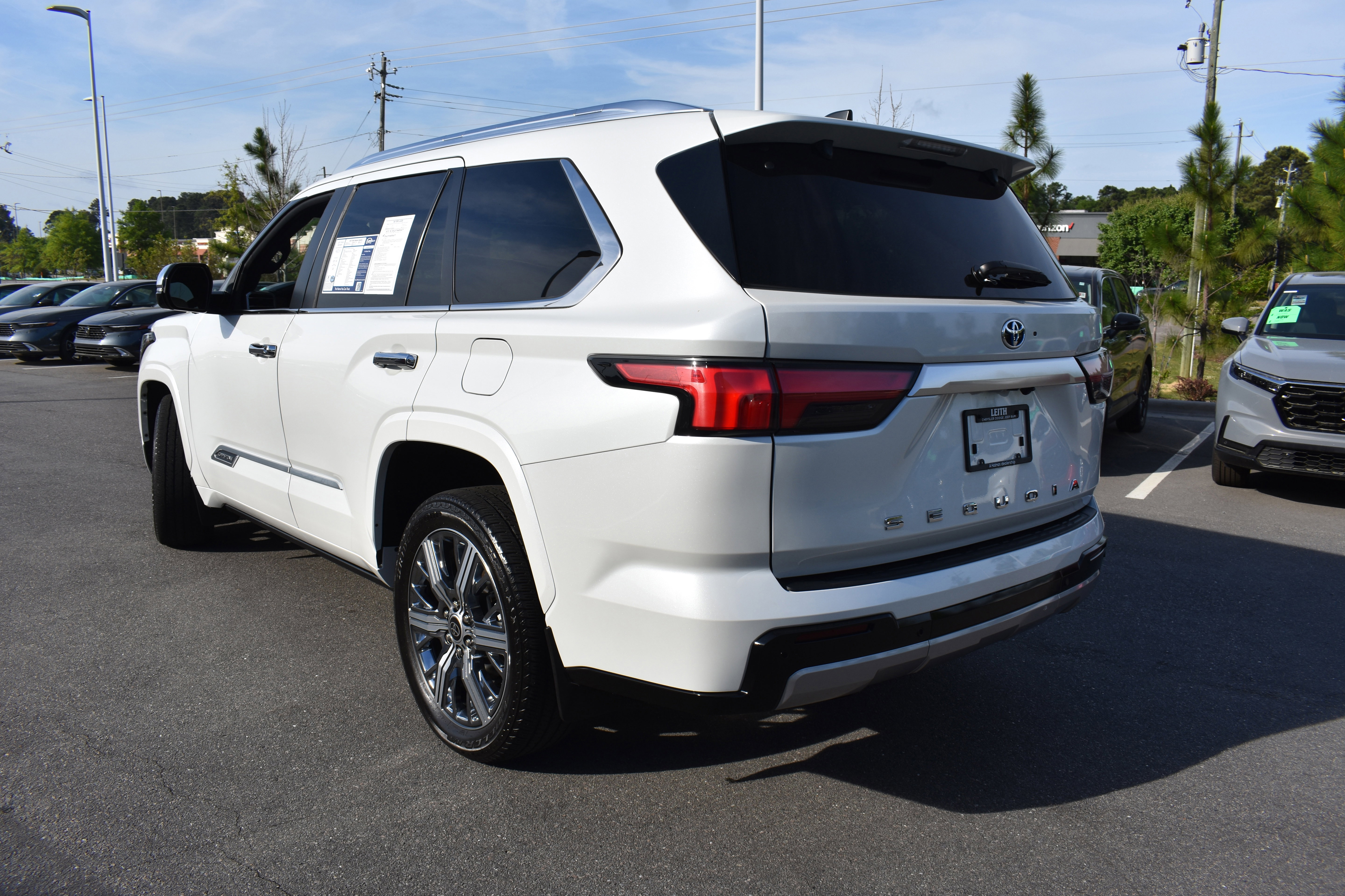 Used 2024 Toyota Sequoia Capstone image 7