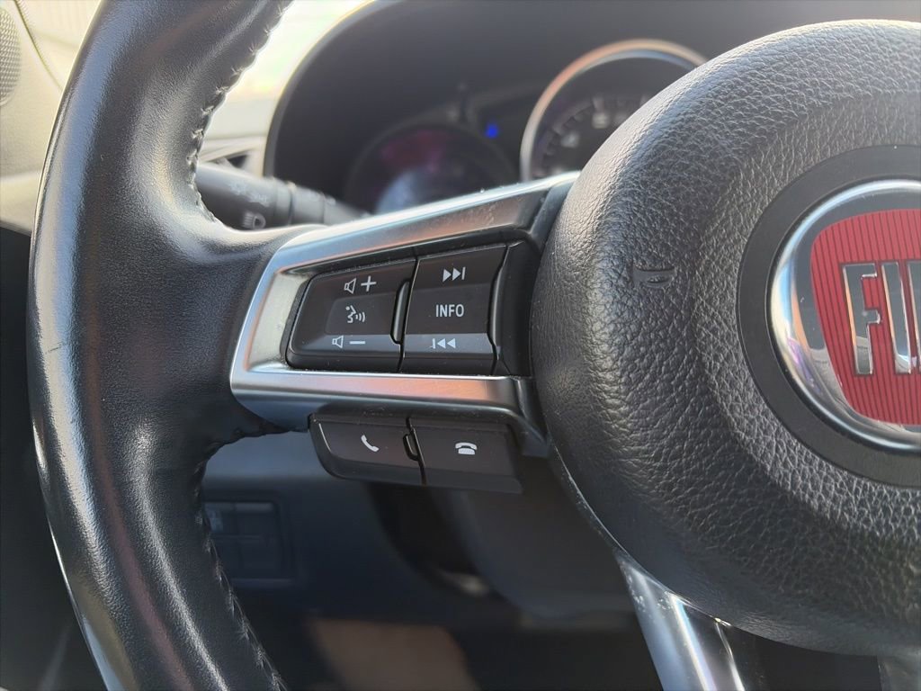 Used 2018 FIAT 124 Spider Lusso image 17