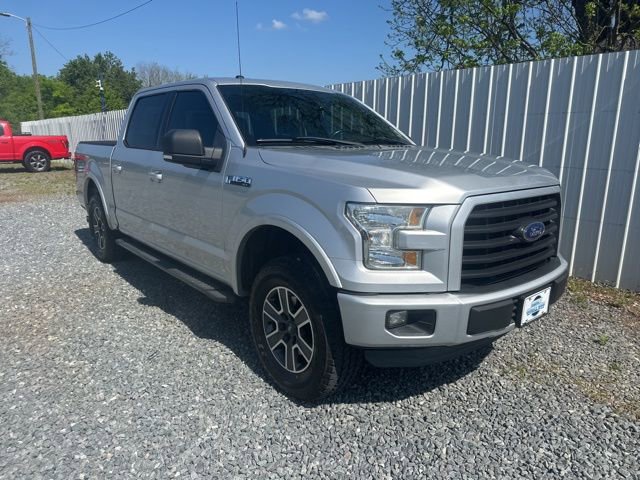 Used 2015 Ford F150 XLT w/ Equipment Group 302A Luxury image 8