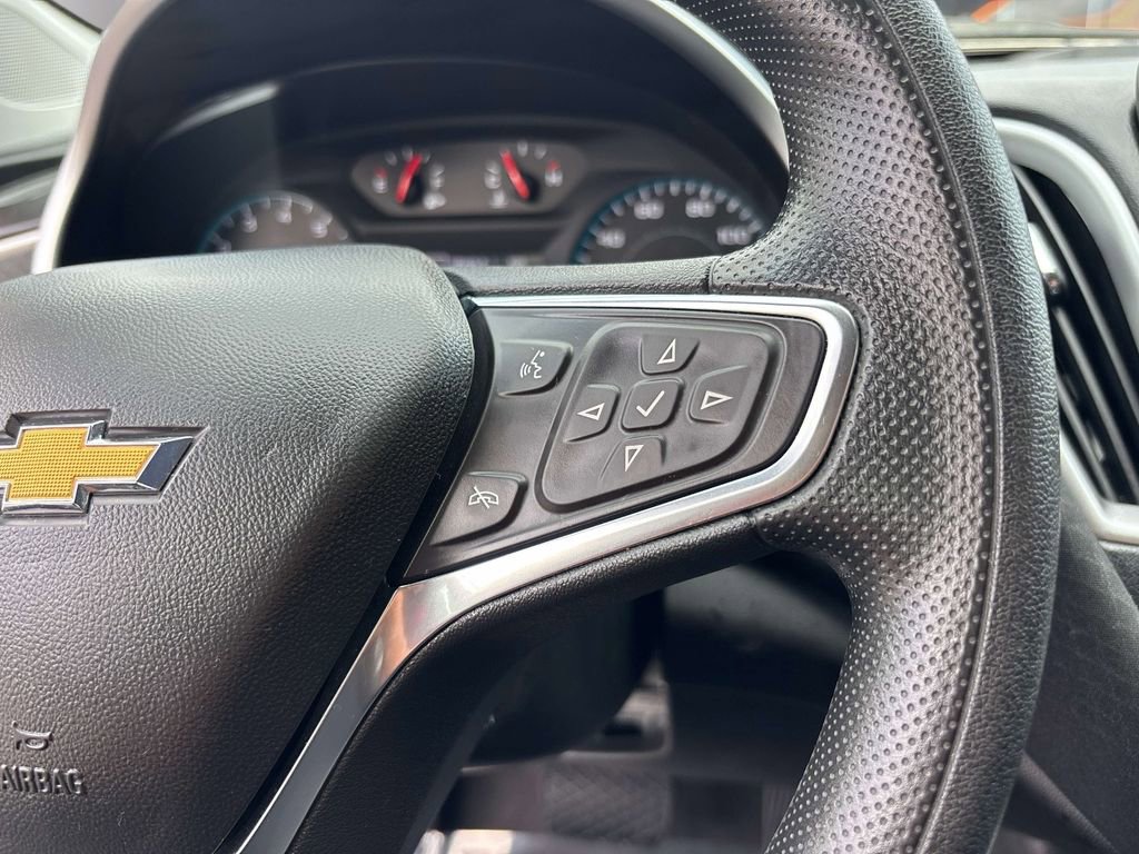 Used 2024 Chevrolet Malibu LT image 20