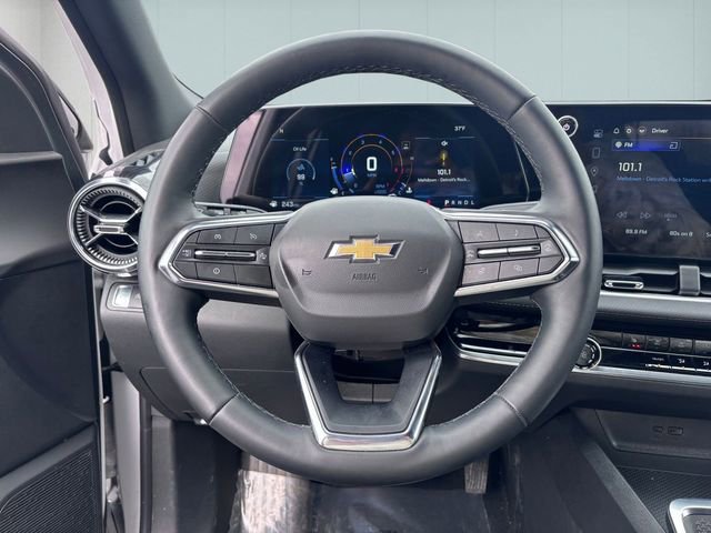 Used 2025 Chevrolet Equinox LT image 22