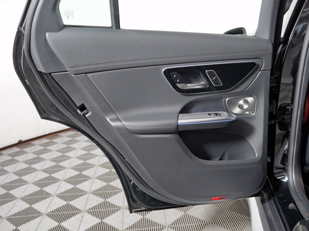 Certified 2025 Mercedes-Benz GLC 63 AMG S image 31