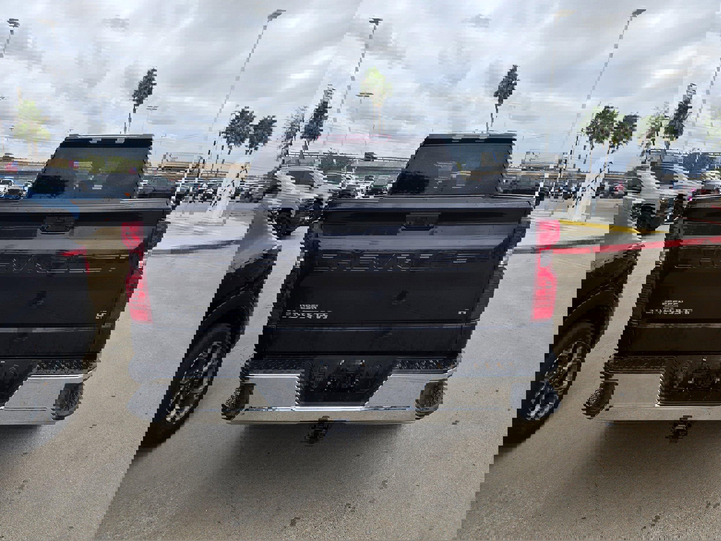 Used 2023 Chevrolet Silverado 1500 LT w/ Protection Package image 4