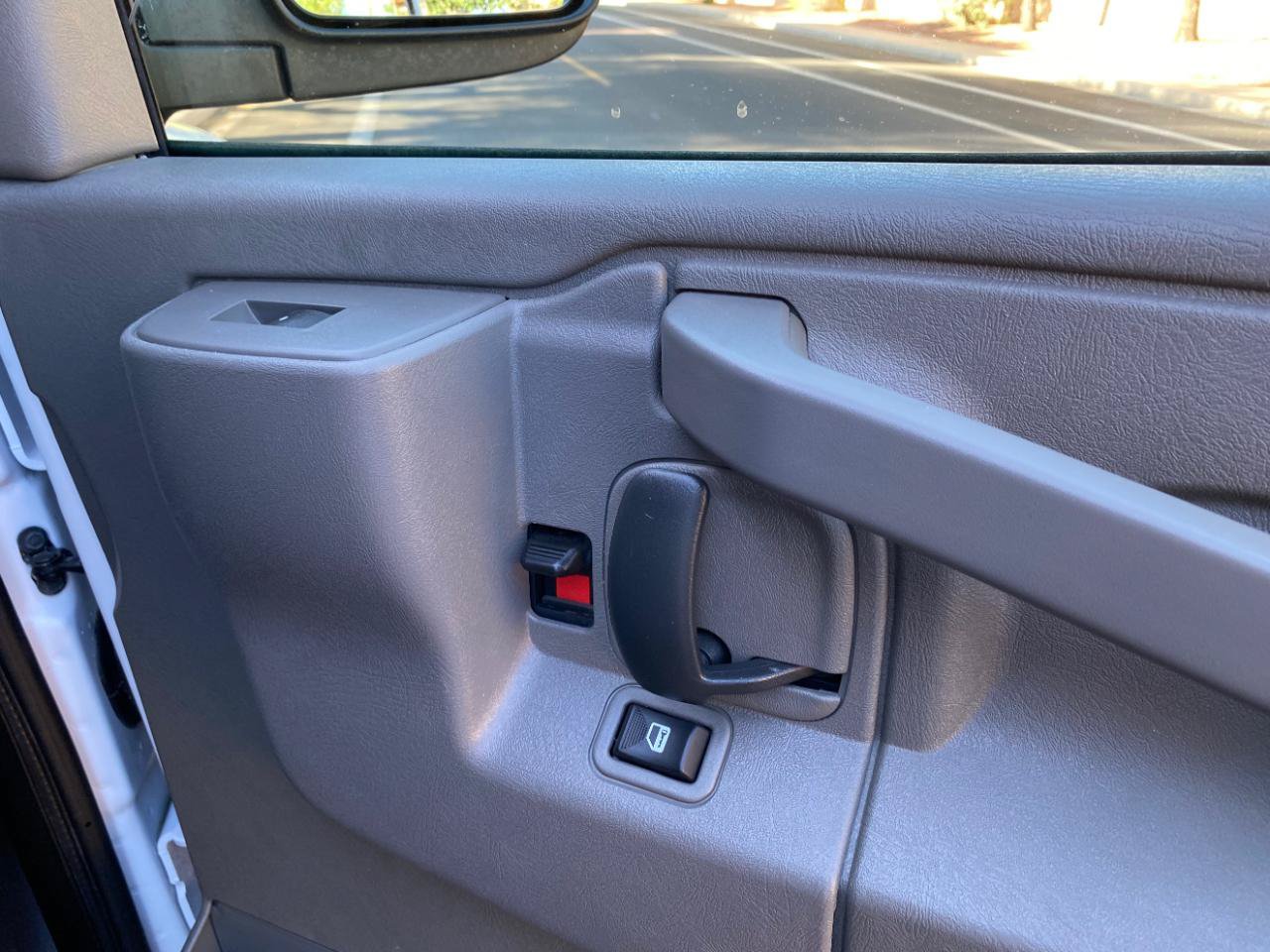 Used 2025 GMC Savana 2500 w/ Driver Convenience Package RWD image 23