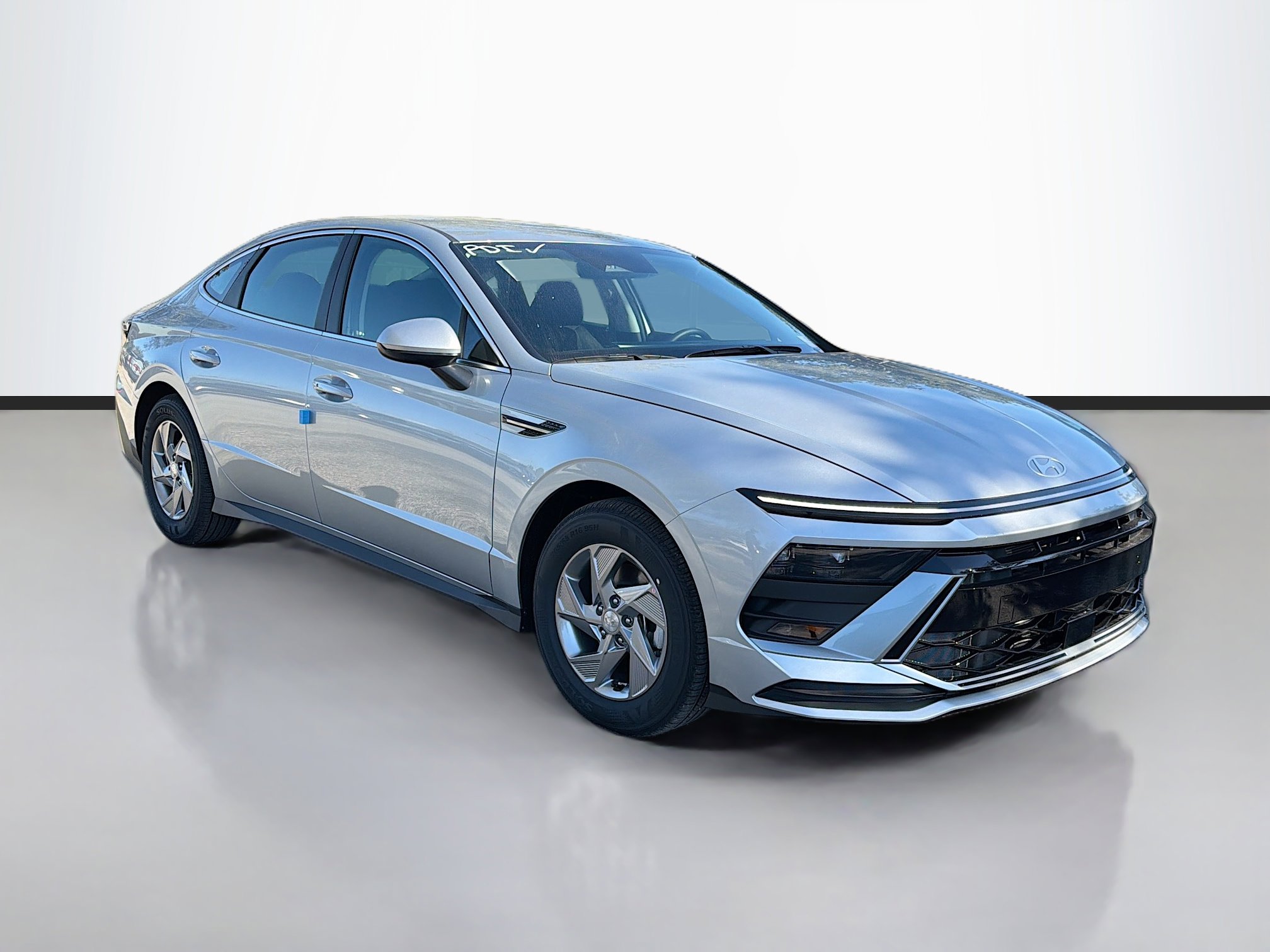 New 2026 Hyundai Sonata SE image 1