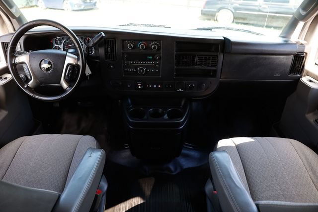 Used 2019 Chevrolet Express 3500 LT w/ LT Preferred Equipment Group RWD image 2