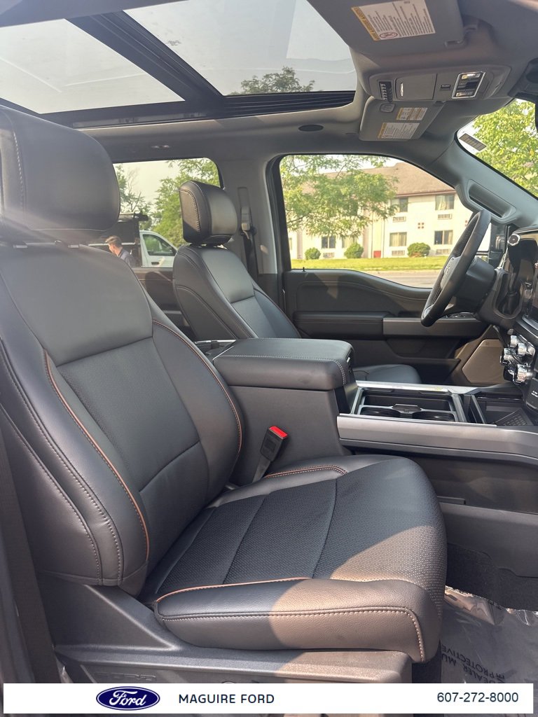 New 2025 Ford F250 Lariat w/ Lariat Ultimate Package image 11