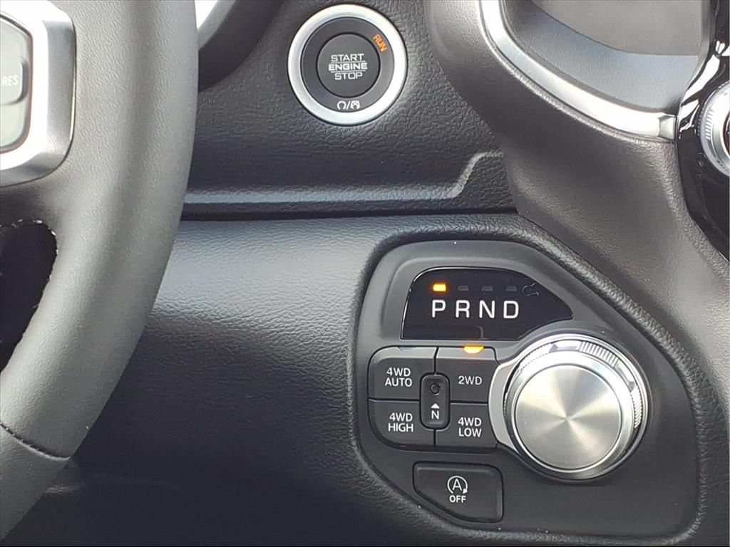 New 2026 RAM 1500 Laramie w/ Sport Appearance Package AWD/4WD image 15
