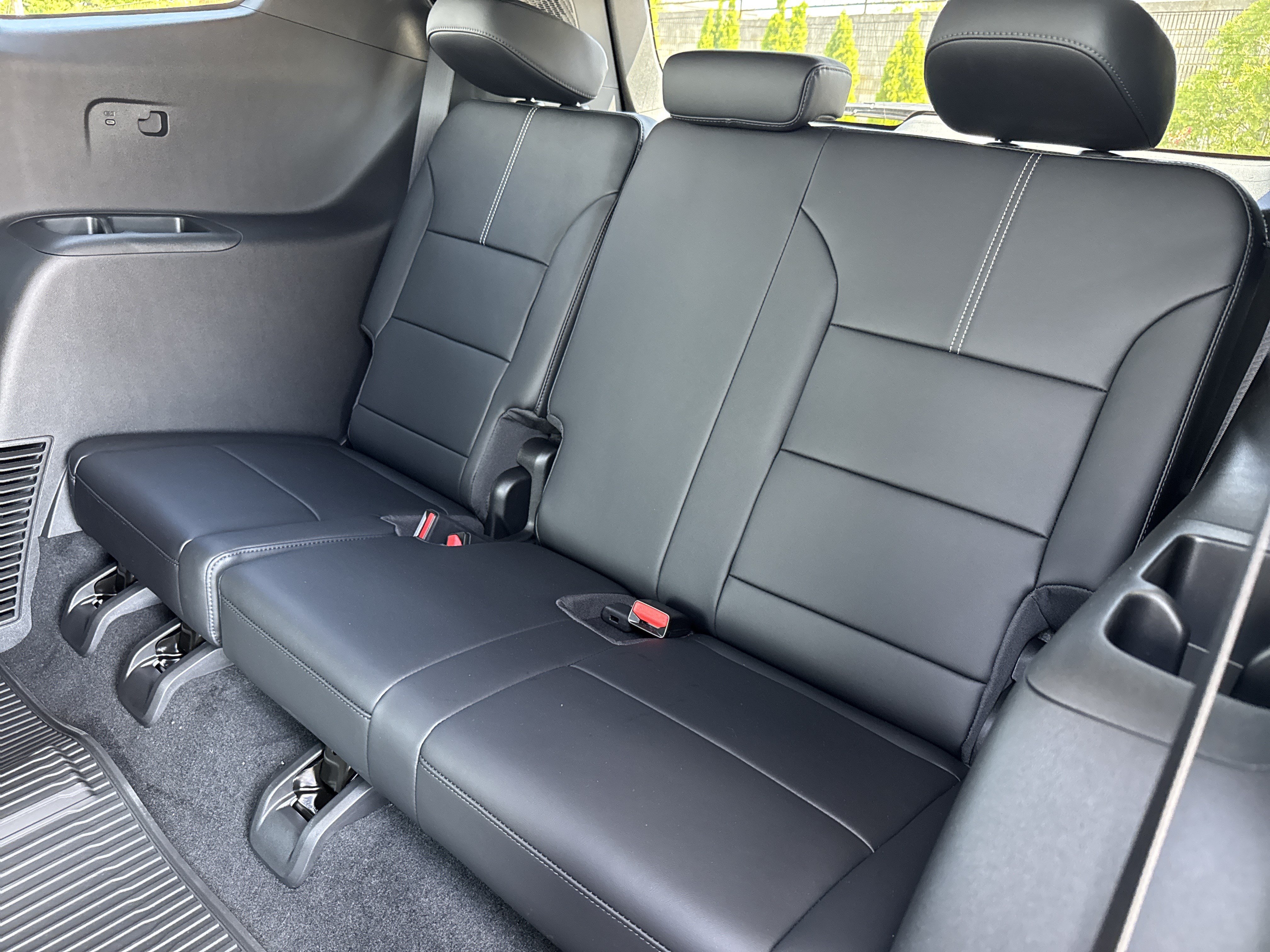 New 2026 GMC Acadia Elevation w/ Black Edition FWD image 30