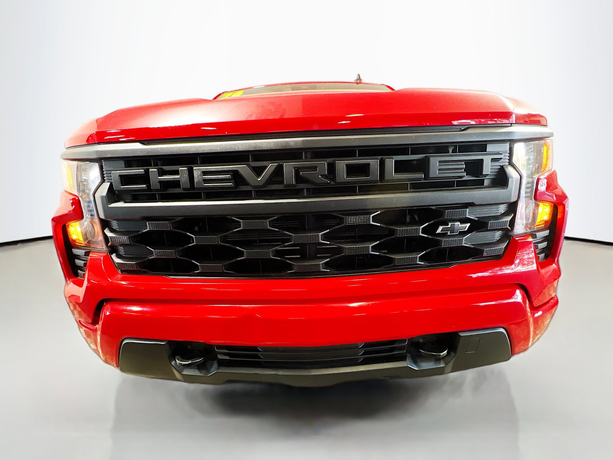 Used 2024 Chevrolet Silverado 1500 Custom w/ LPO, Dark Essentials Package image 11