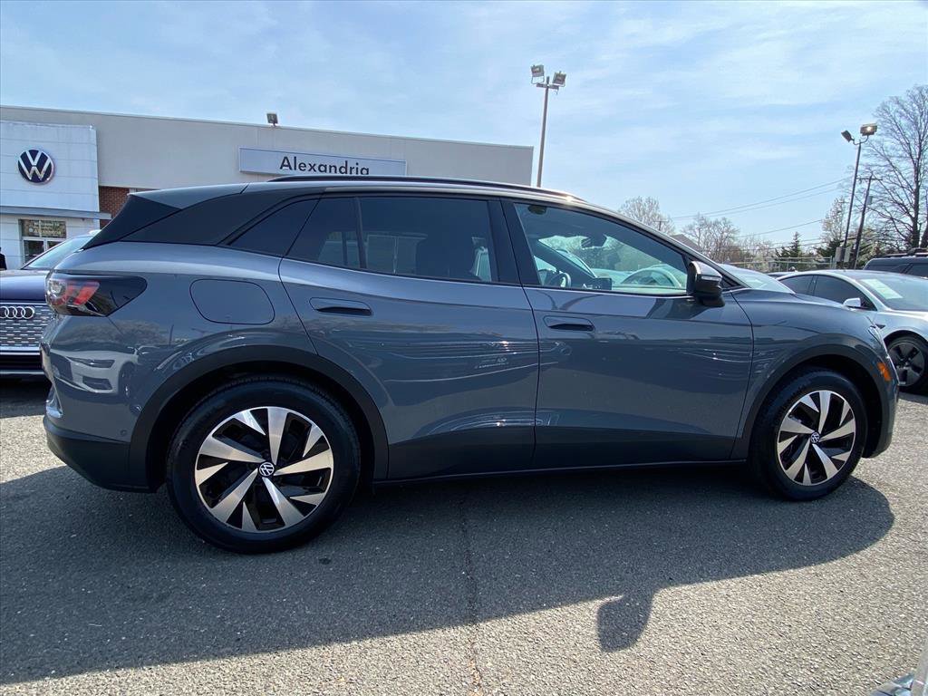 Certified 2024 Volkswagen ID.4 2WD image 2