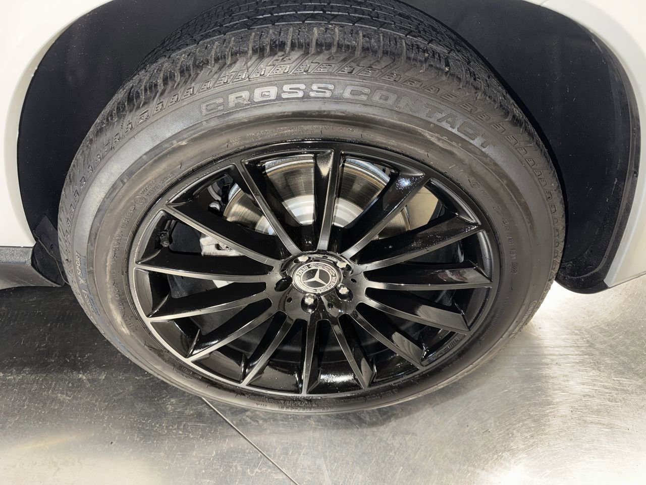 Used 2020 Mercedes-Benz GLE 580 GLE 580 w/ Parking Assist Package image 12