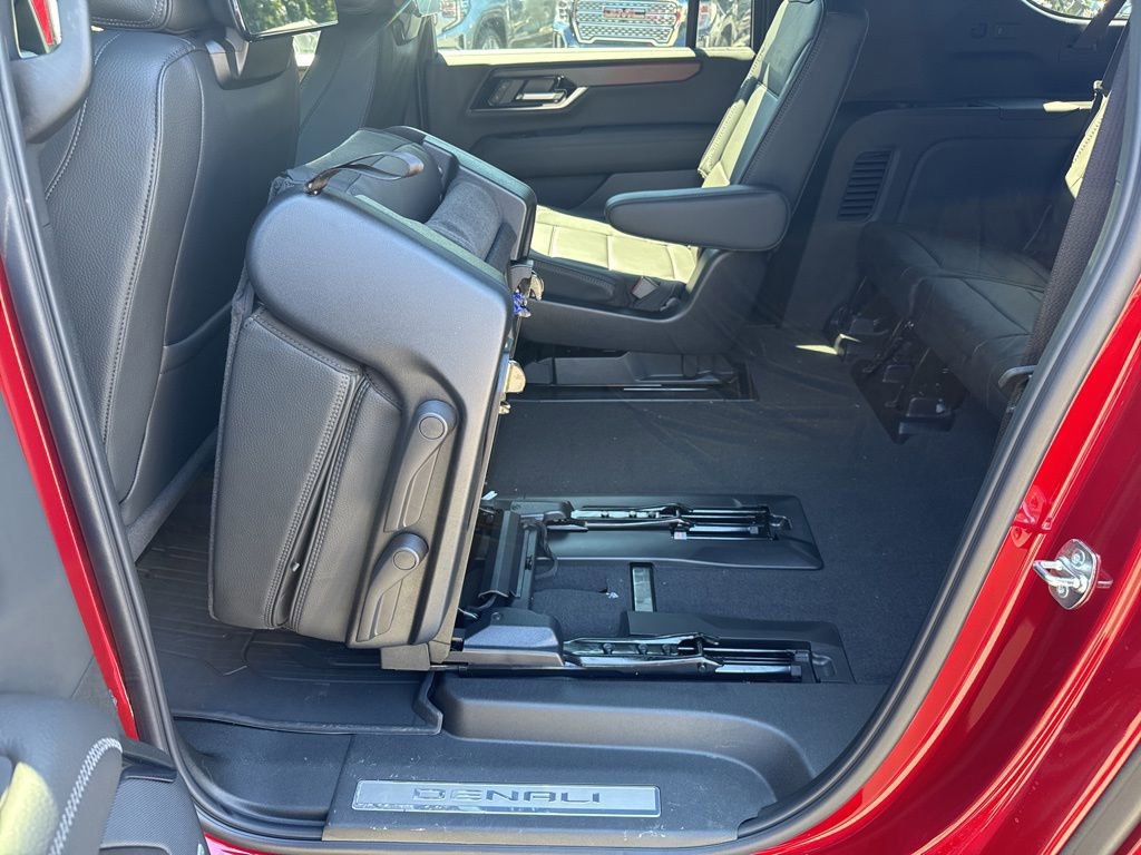 New 2025 GMC Yukon XL Denali w/ Denali Reserve Package image 62
