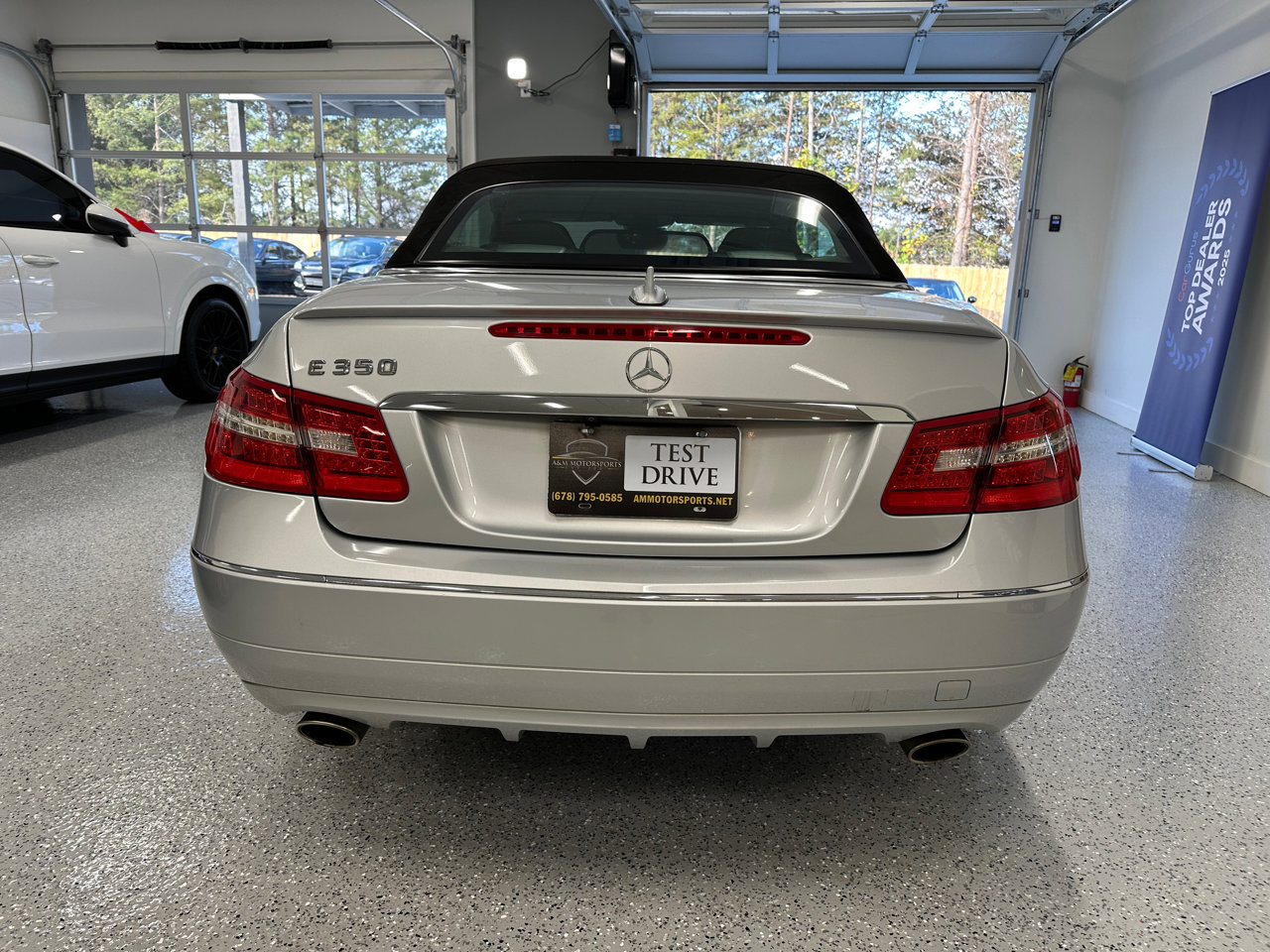 Used 2011 Mercedes-Benz E 350 Cabriolet image 8