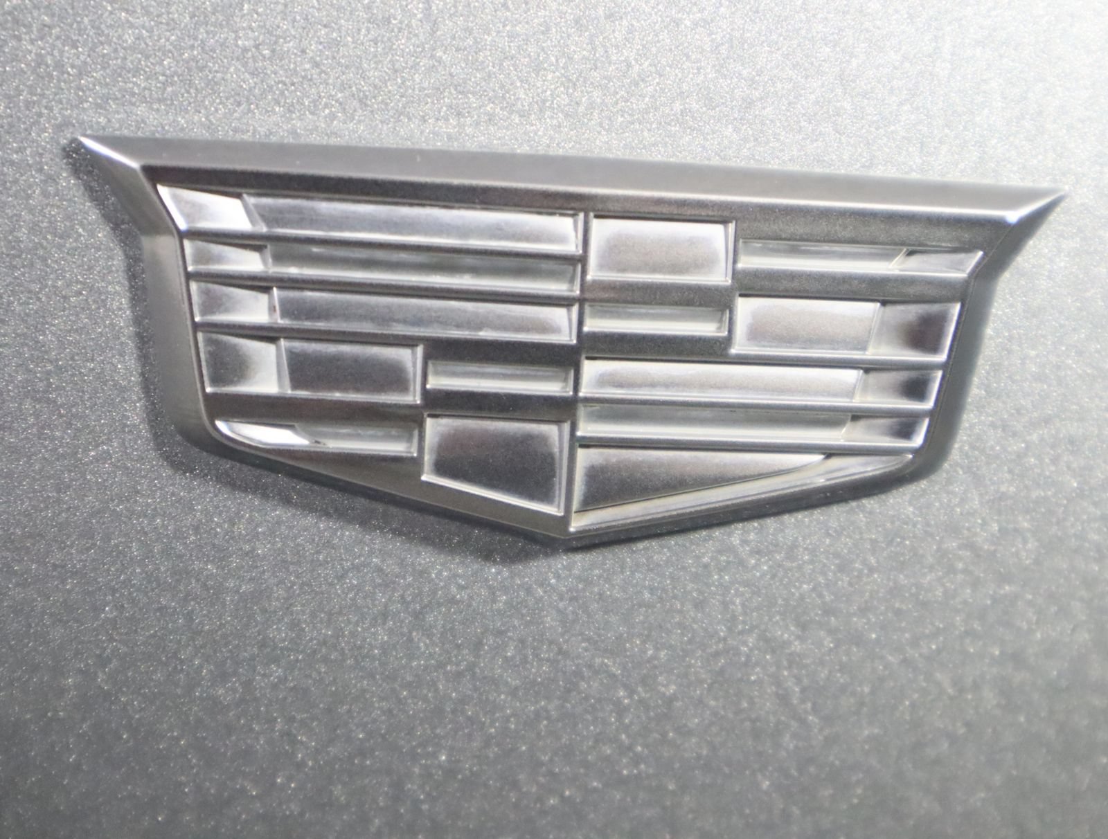Used 2023 Cadillac XT4 Premium Luxury AWD/4WD image 4