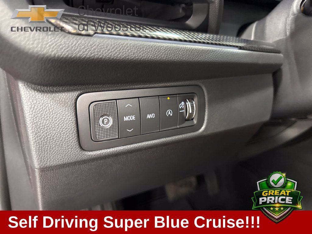 New 2027 Chevrolet Traverse Z71 w/ Enhanced Driving Package AWD/4WD image 11