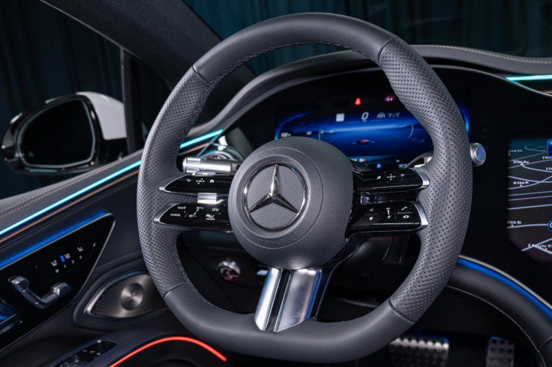 New 2026 Mercedes-Benz EQS 450+ 4MATIC Sedan image 16